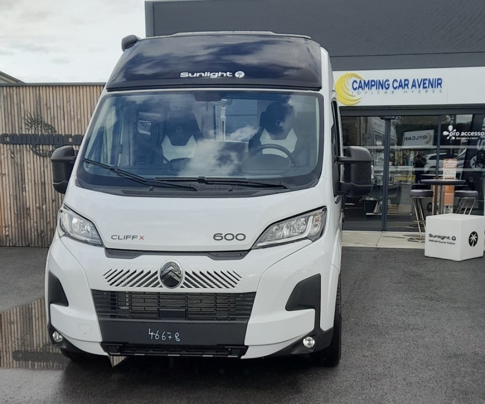 camping car SUNLIGHT CLIFF X CLIFF 600 X mod&egrave;le 2026
